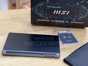 New Laptop MSI CR650 16GB Intel Core I7 SSHD (Hybrid) 512GB