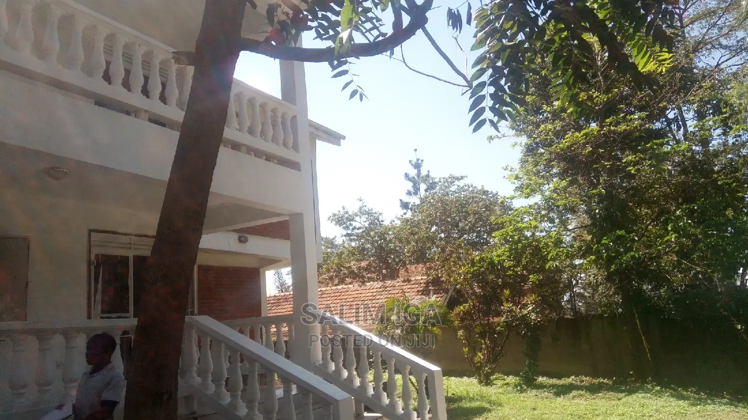 4bdrm Duplex in Kololo Property, Central Division for Rent