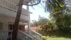 4bdrm Duplex in Kololo Property, Central Division for Rent