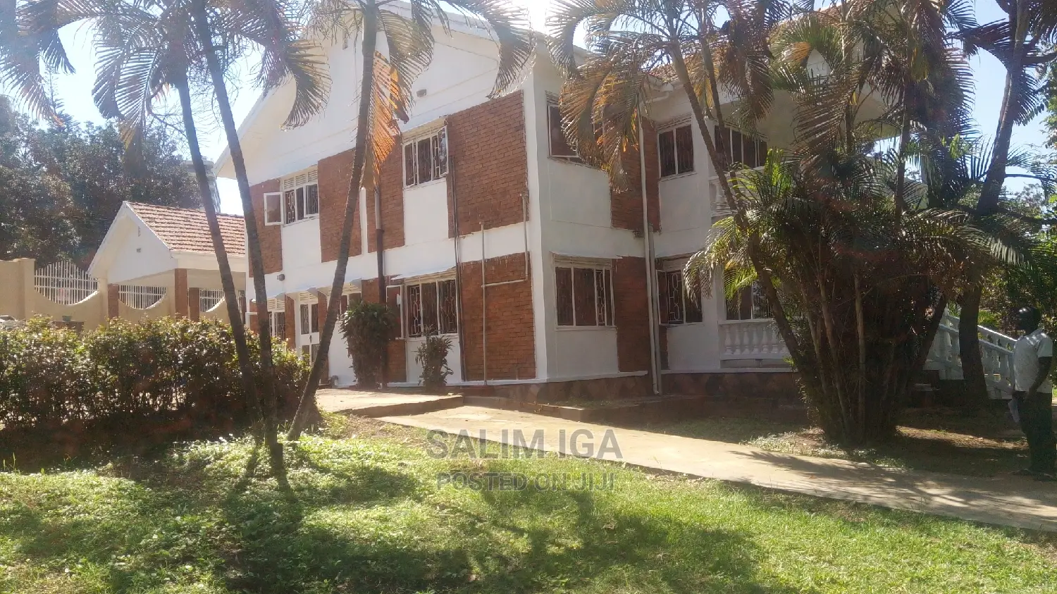 4bdrm Duplex in Kololo Property, Central Division for Rent