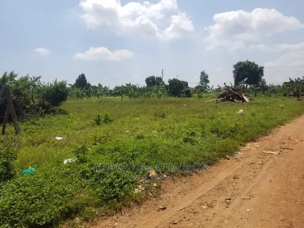 25decimals Plot of Land Available for Sale at Kyanja Kungu