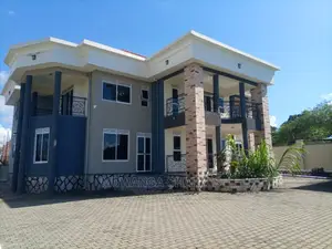 5bdrm Duplex in Fs Properties Ltd, Central Division for Sale
