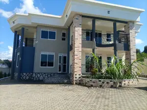 5bdrm Duplex in Fs Properties Ltd, Central Division for Sale