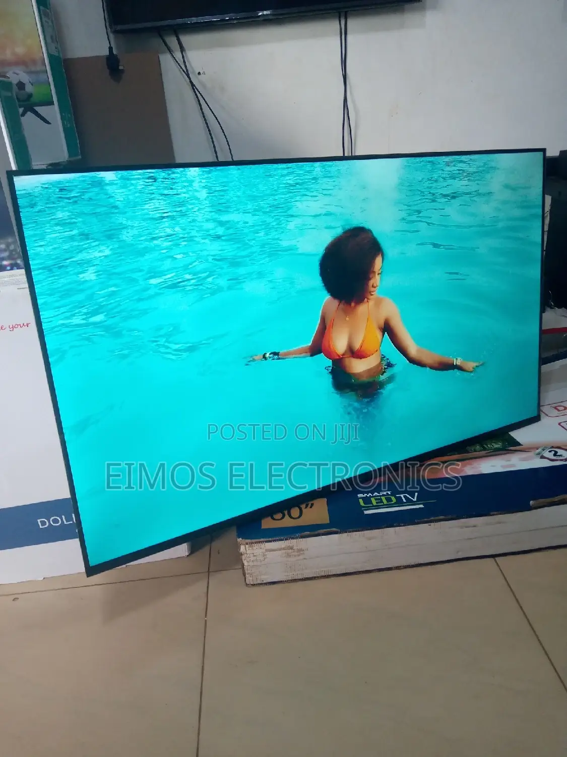 55 Inches Lg Led TVS