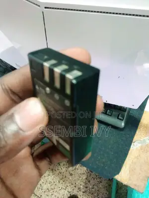 Nikon Em-El9 Battery.