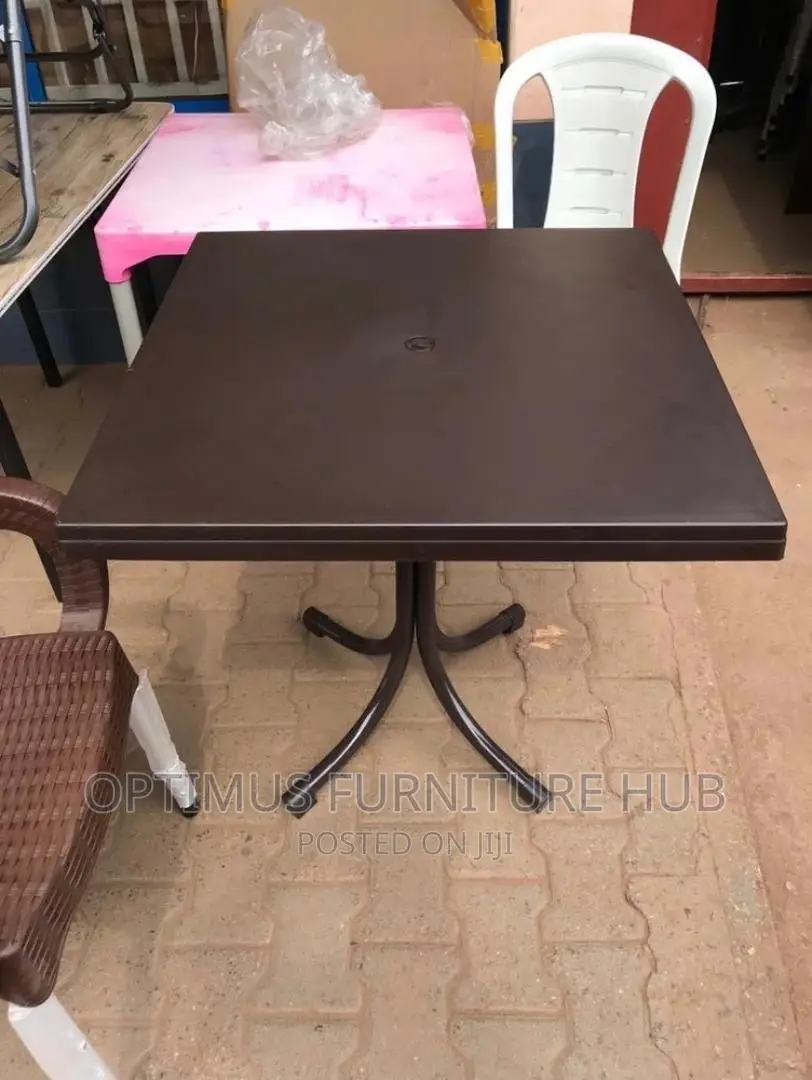 Plastic Table (Brown)
