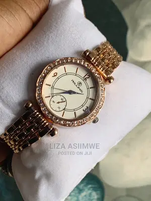 Simple and Elegant Lady’S Watches Available