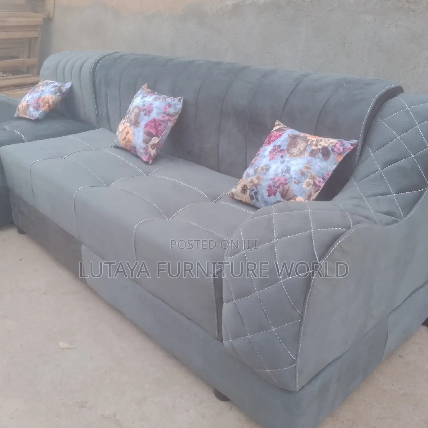L Shaped Sofas for Sale in Good Materials
