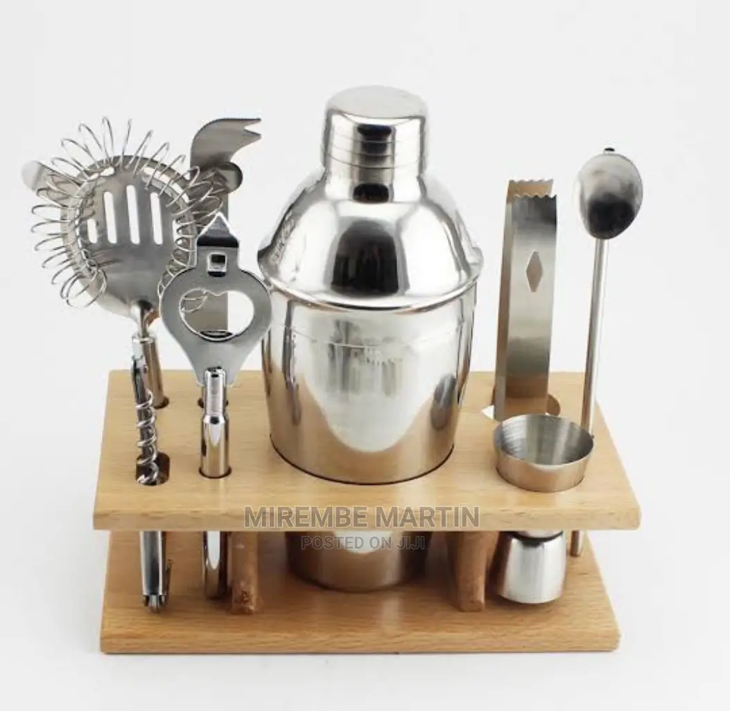 Cocktail Shaker Set