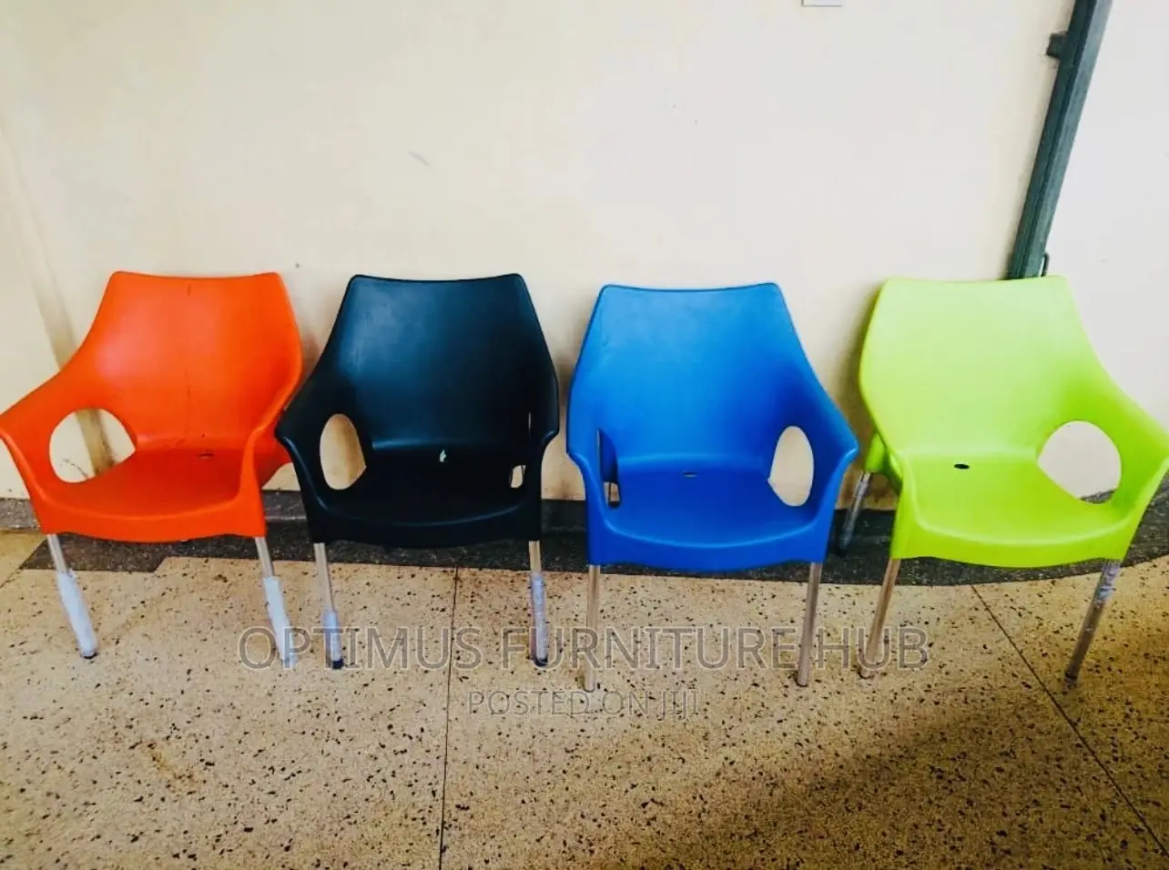Plastic Chair (Multicoloured)