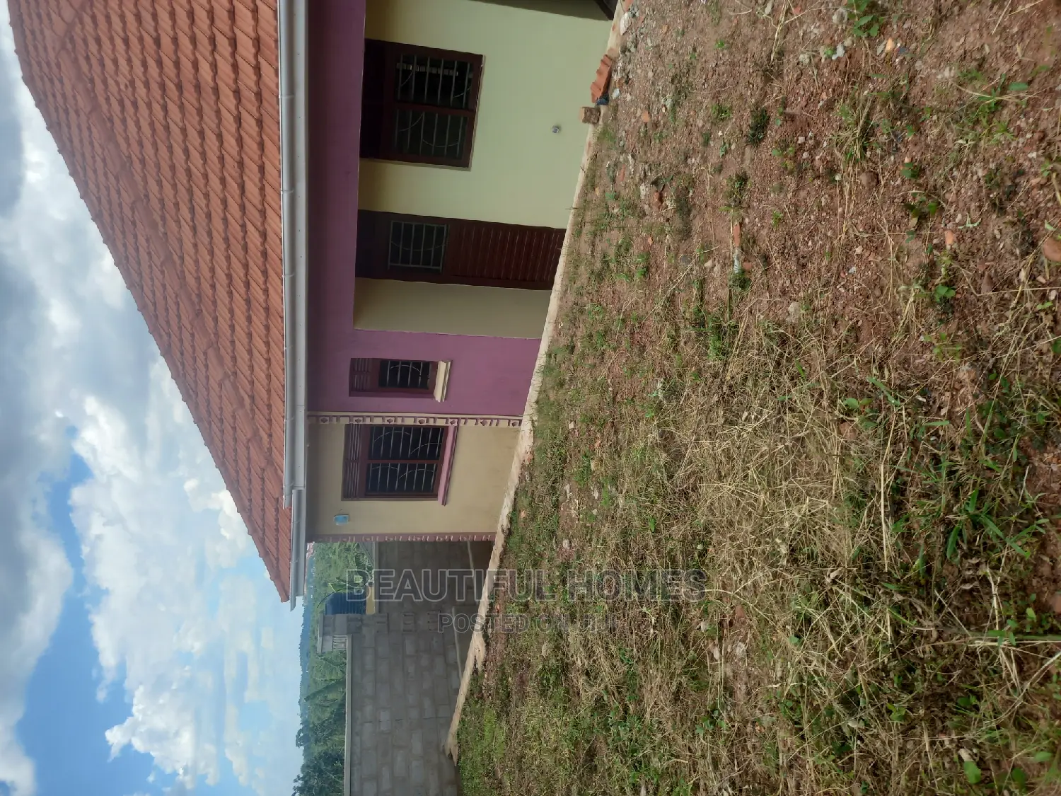 Furnished 4bdrm Bungalow in Kira for Sale