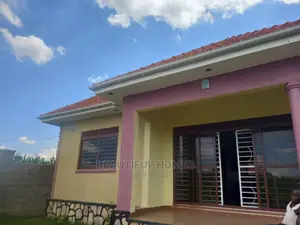 Furnished 4bdrm Bungalow in Kira for Sale