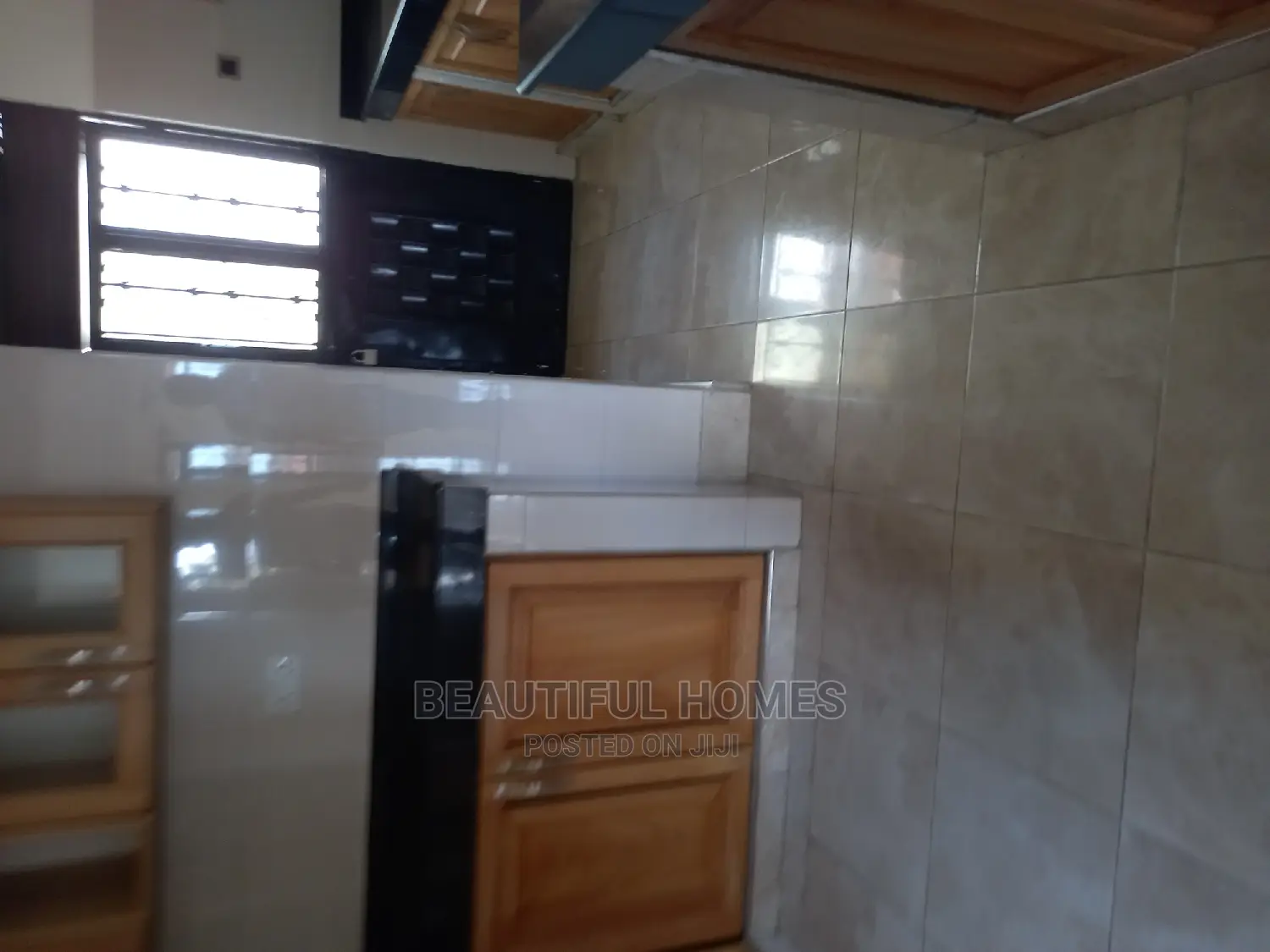 Furnished 4bdrm House in Kira for sale