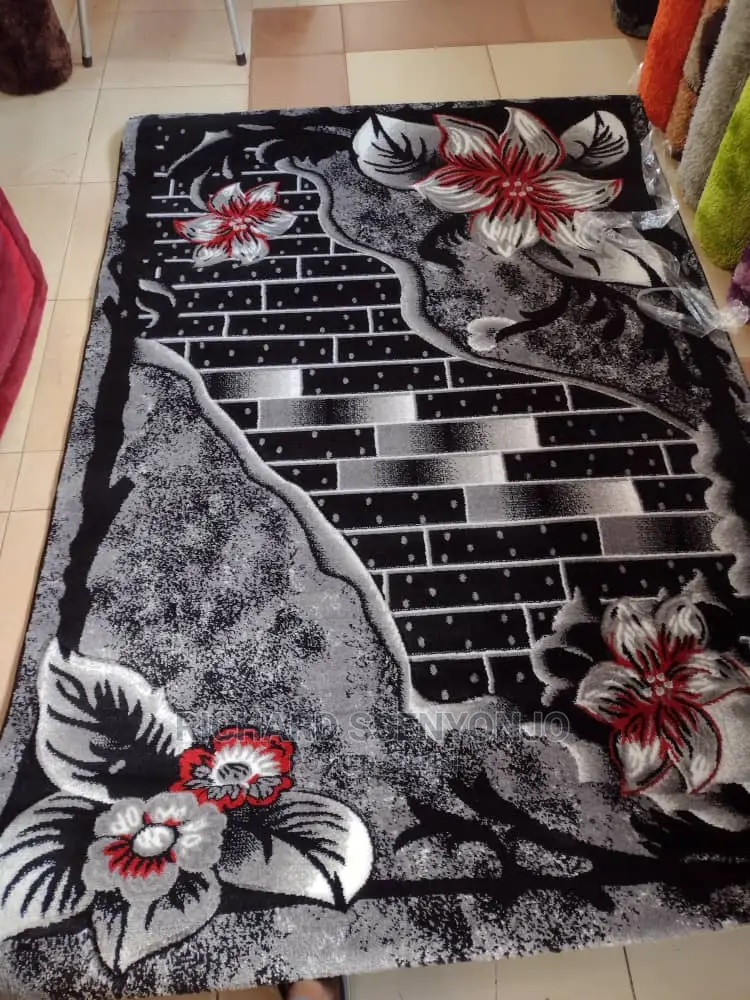 Center Carpet
