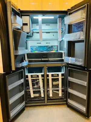 Hisense Smart Fridge 730L