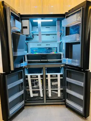Hisense Smart Fridge 730L