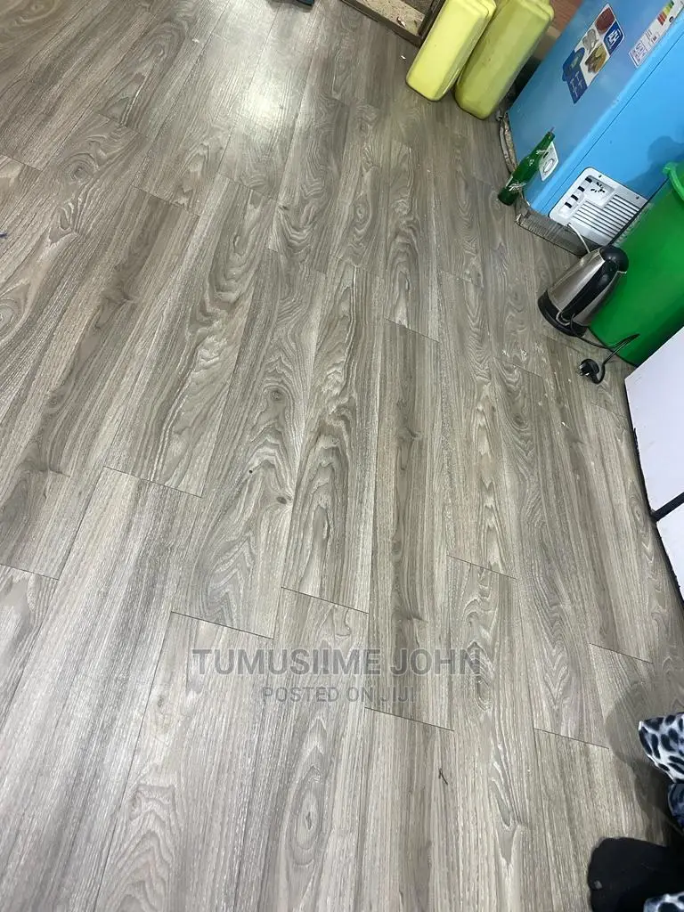 PVC Tiles Self Sticking