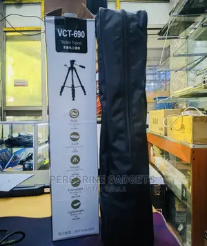 Yuteng VCT-690rm Camera Tripod Stand