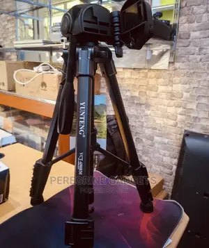 Yuteng VCT-690rm Camera Tripod Stand