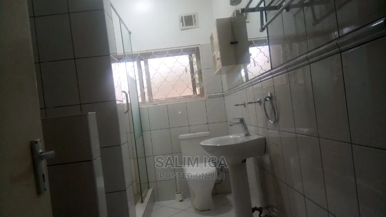 3bdrm Villa in Kololo Property, Central Division for Rent
