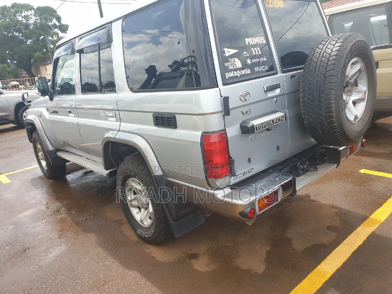 Toyota Land Cruiser 4.0 V6 DSL 2015 Gray