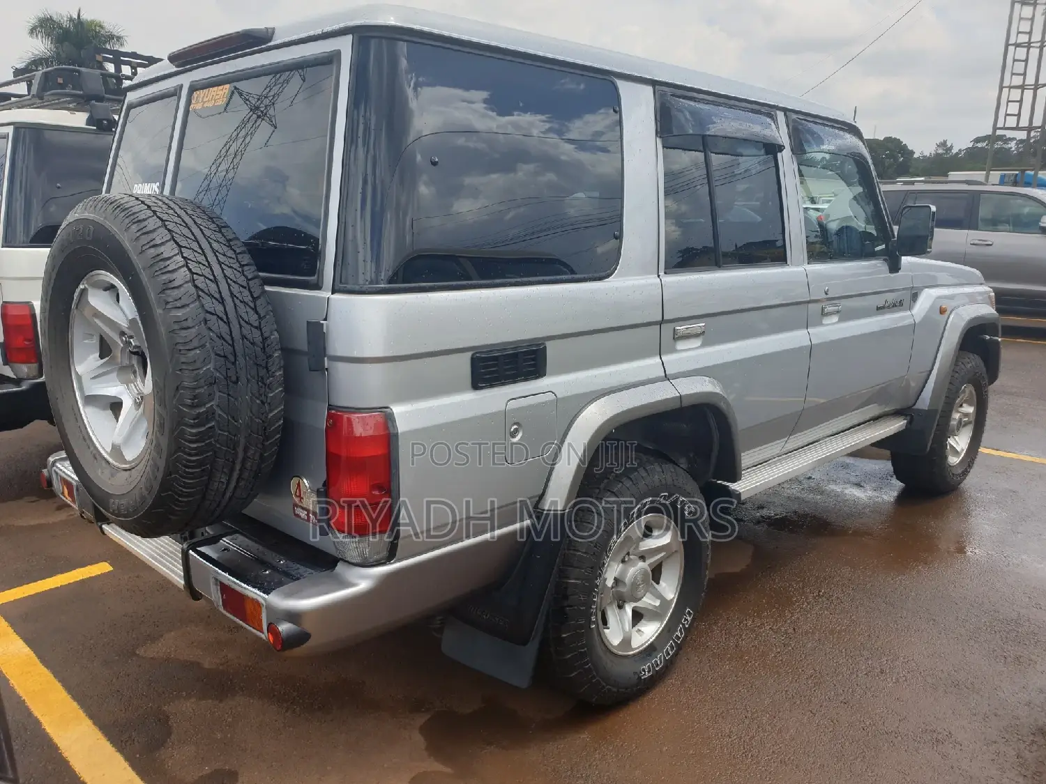 Toyota Land Cruiser 4.0 V6 DSL 2015 Gray