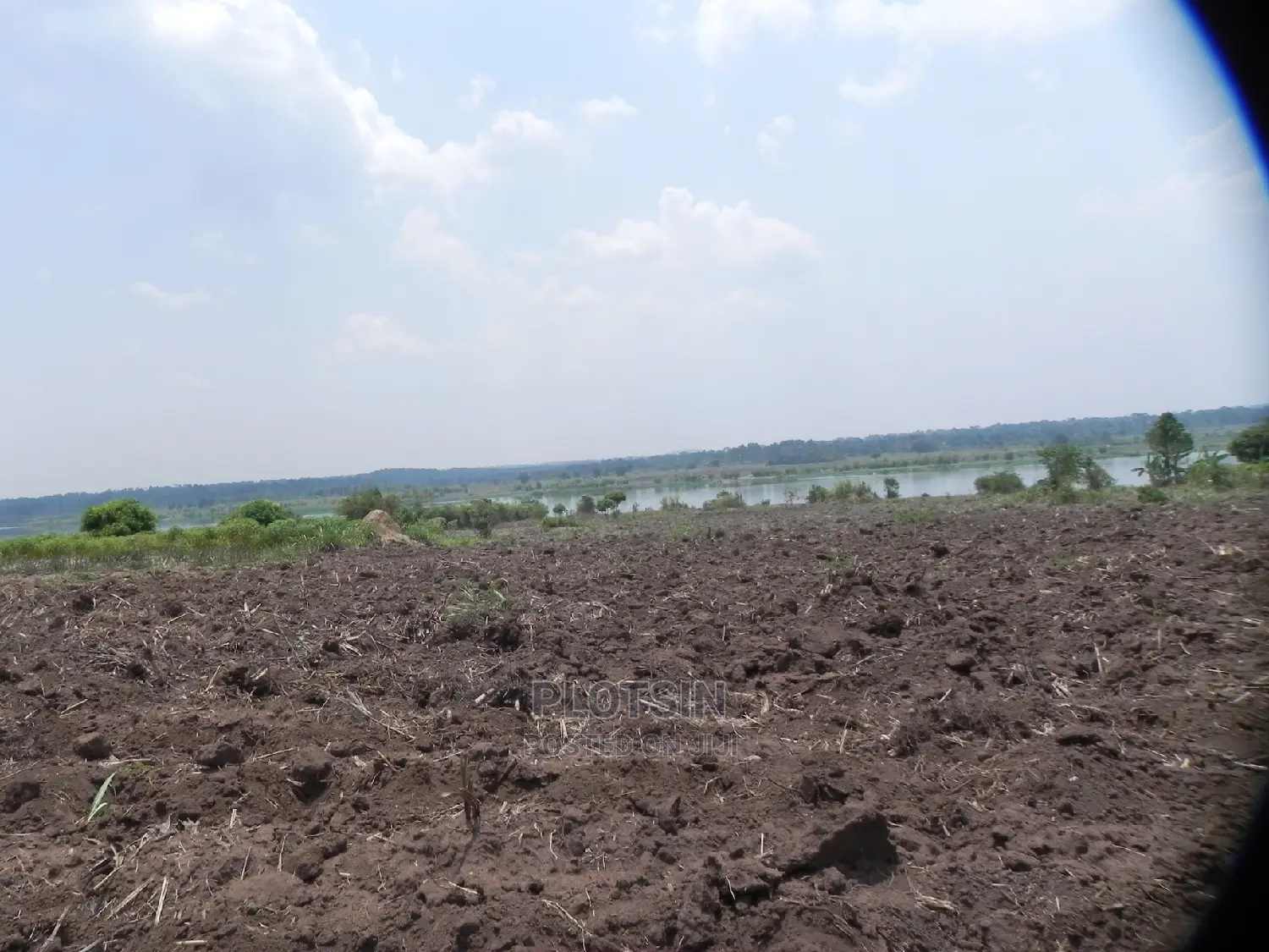 2.1 Acres Along the Nile for Sale at 75m, Matumu_ Kamuli