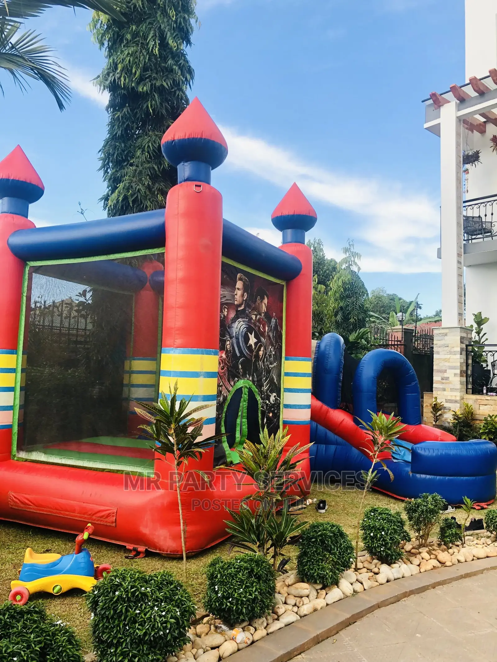 Bouncing Castle and Kids Party Services for Hire