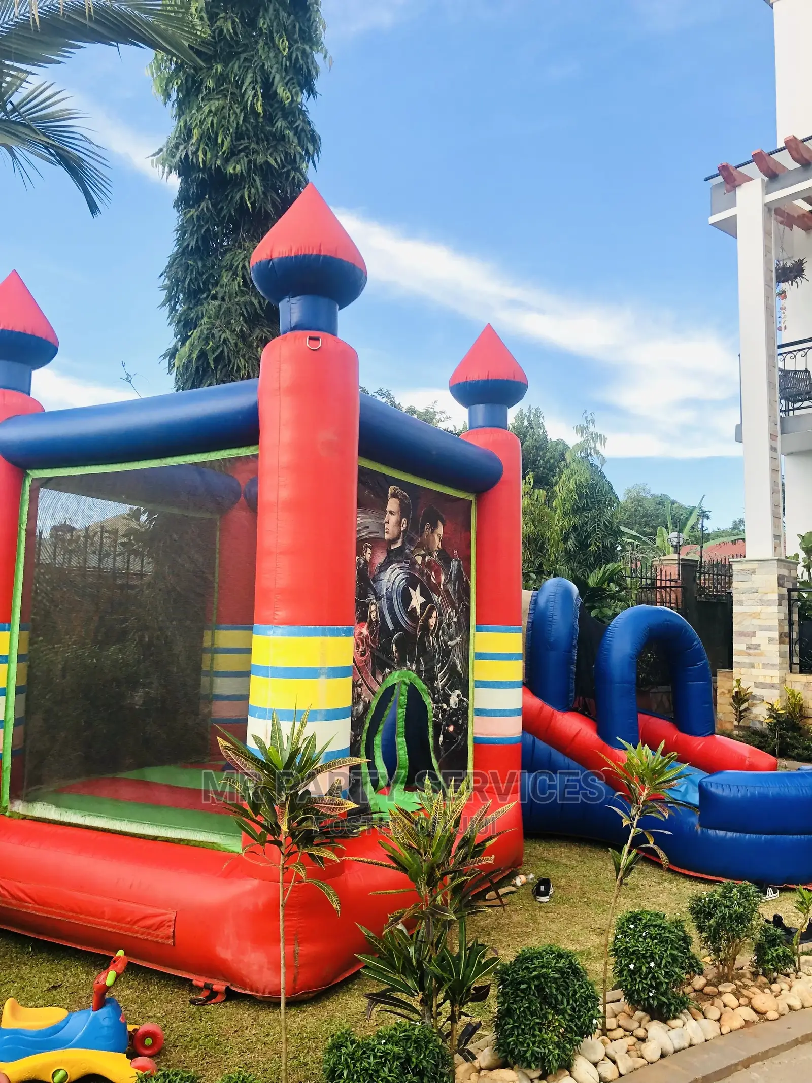 Bouncing Castle and Kids Party Services for Hire