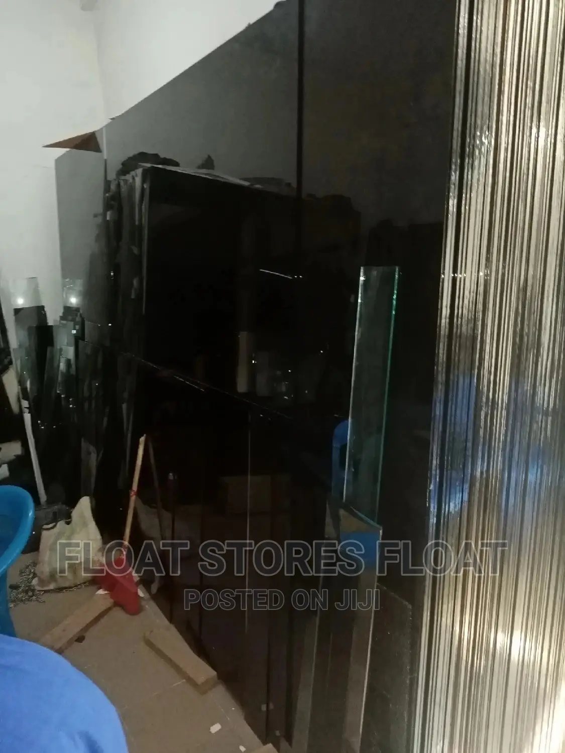 Black Oneway Glass