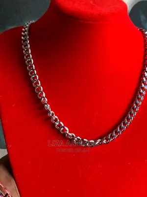 Men’S Simple Necklaces Available