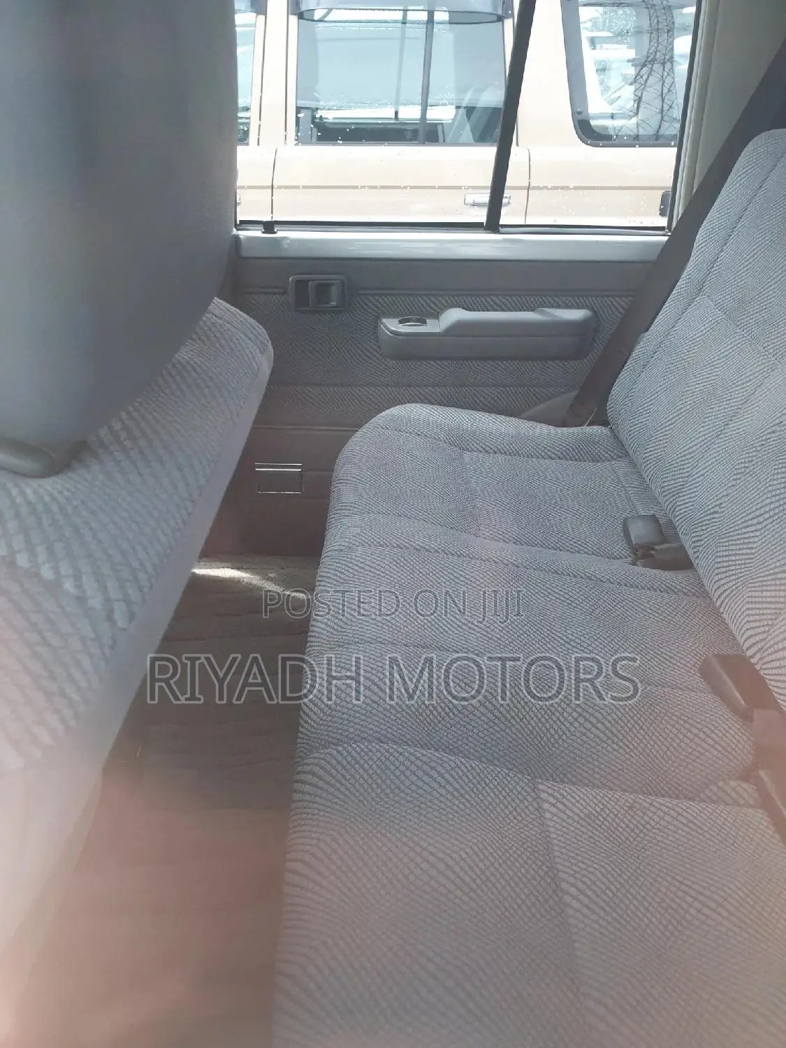 Toyota Land Cruiser 4.0 V6 DSL 2015 Gray