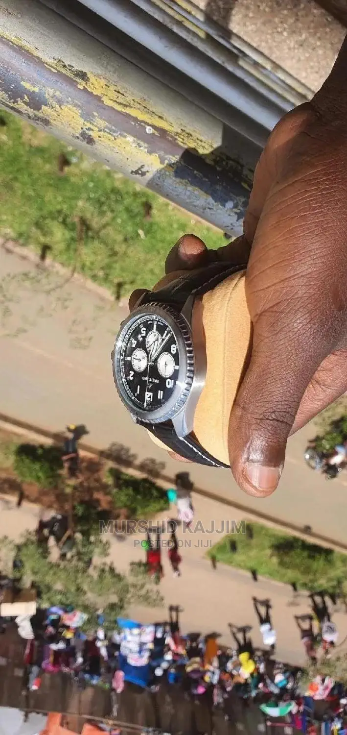 BREITLING Navitimer Certifie Chronometre Swiss Made Engine.