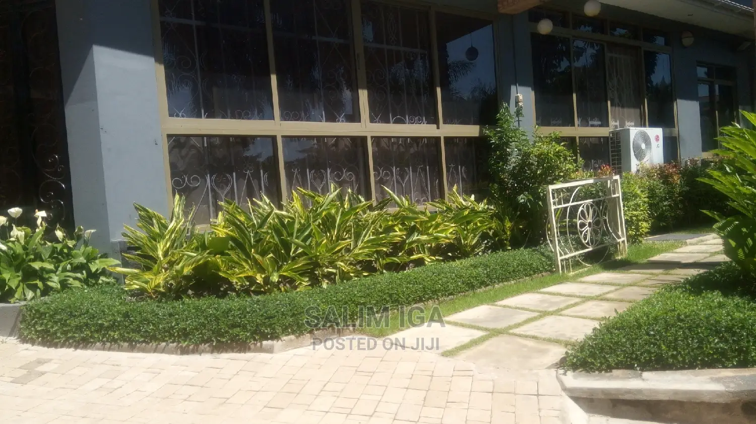 10bdrm Maisonette in Kololo Property, Central Division for Rent