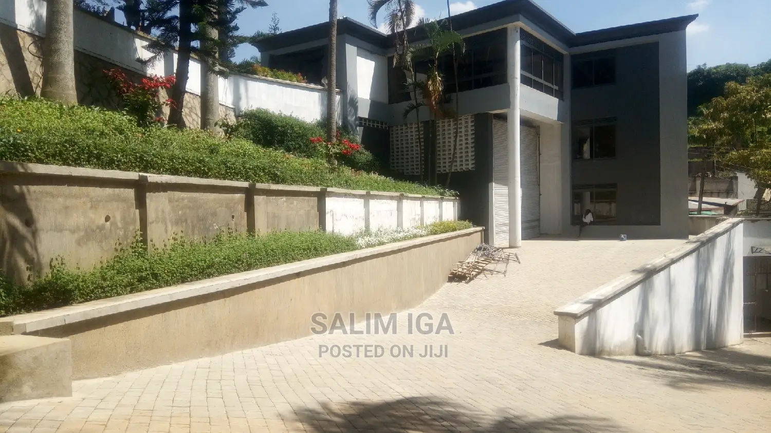 10bdrm Maisonette in Kololo Property, Central Division for Rent