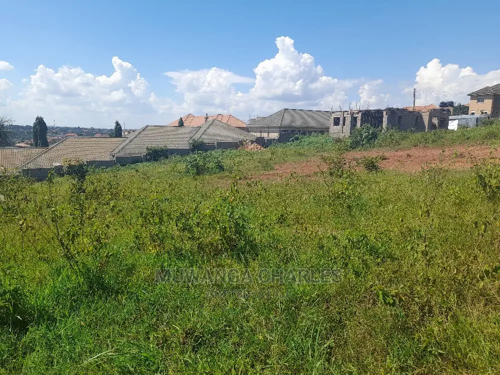 100by50ft Plot in Buwate
