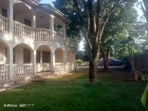 5bdrm Duplex in Fs Properties Ltd, Central Division for Sale