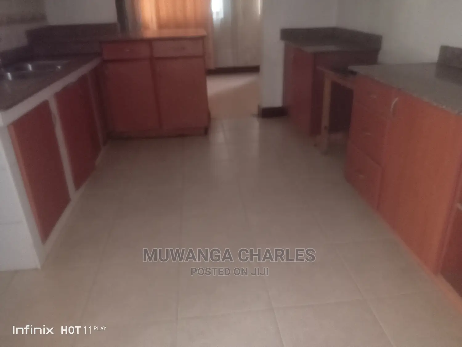 5bdrm Duplex in Fs Properties Ltd, Central Division for Sale