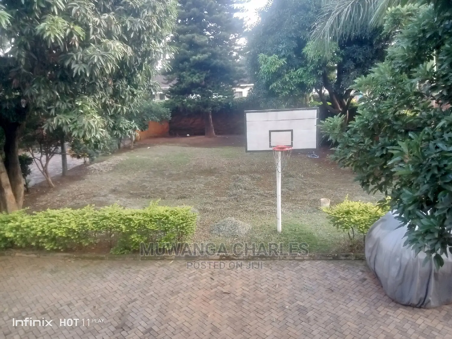 5bdrm Duplex in Fs Properties Ltd, Central Division for Sale