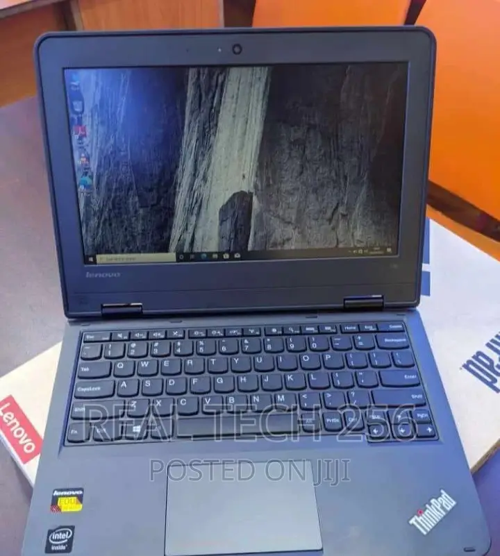 Laptop Lenovo Yoga 11e 4GB Intel Celeron HDD 500GB