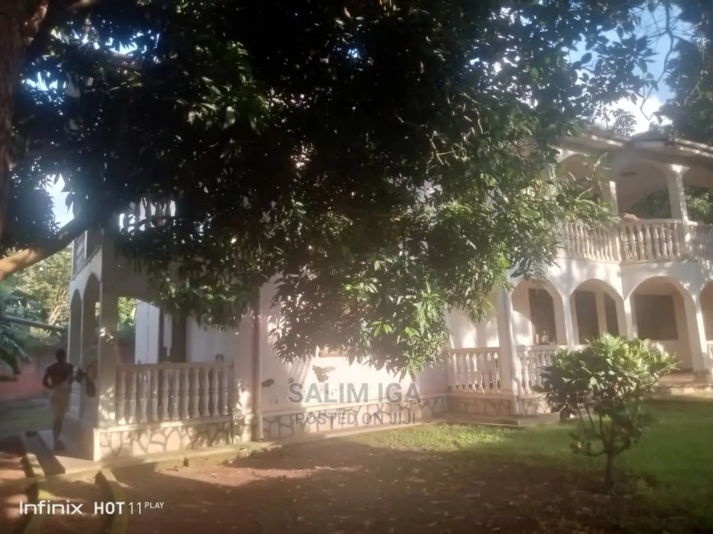 4bdrm Duplex in Kololo Property, Nakawa for Sale