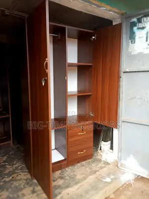 Double Door Wardrobe 3*6 Feet