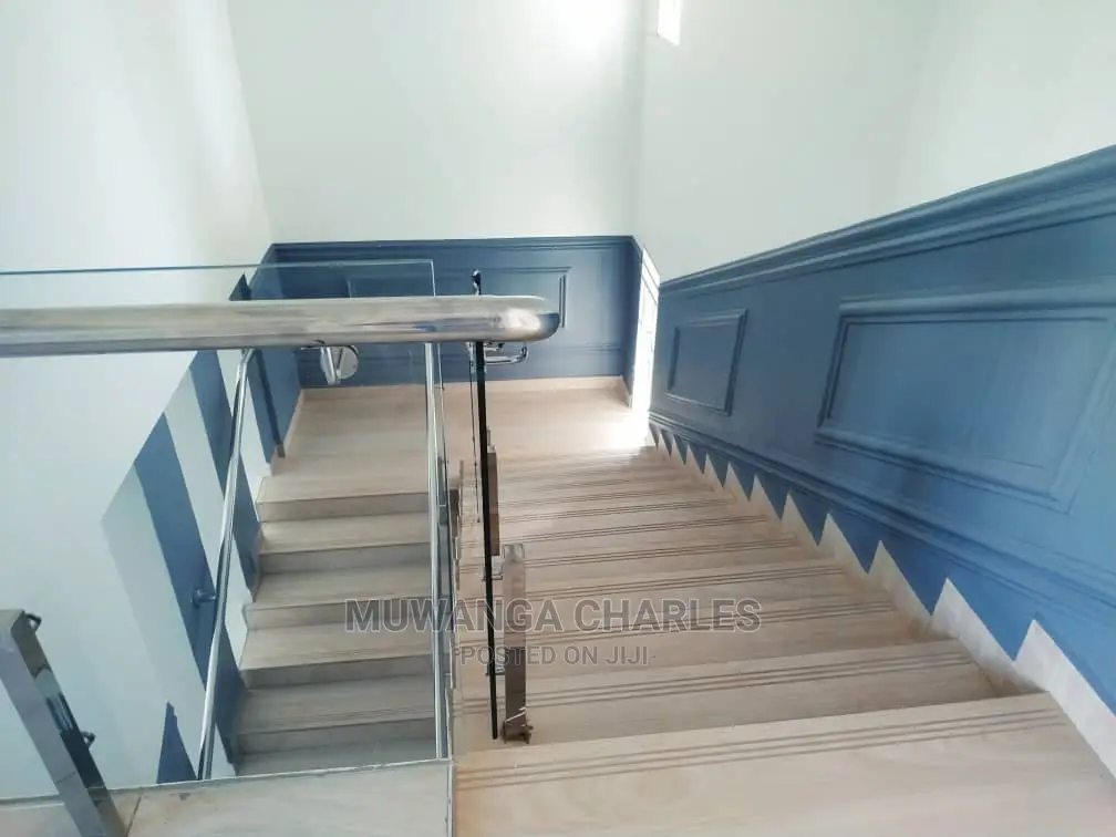 5bdrm Duplex in Fs Properties Ltd, Central Division for Sale