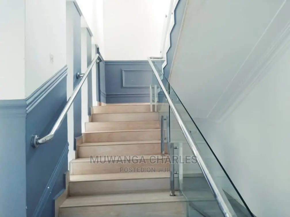 5bdrm Duplex in Fs Properties Ltd, Central Division for Sale