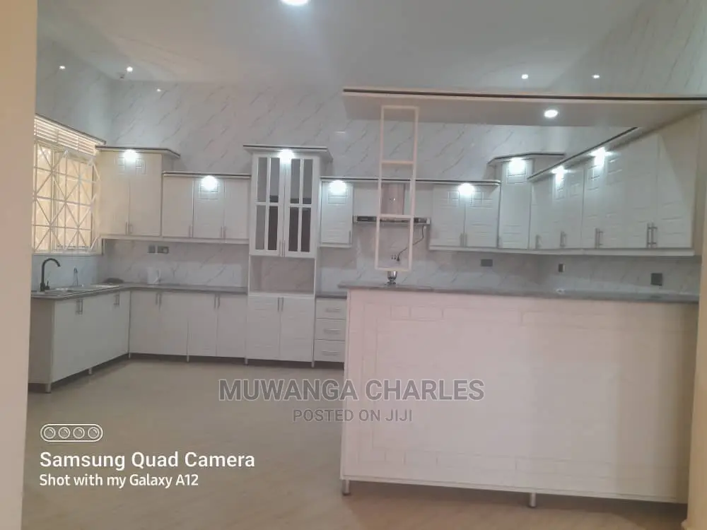 4bdrm Bungalow in Fs Properties Ltd, Central Division for Sale