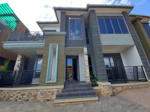 Furnished 5bdrm Duplex in Kyanja, Nakawa for sale
