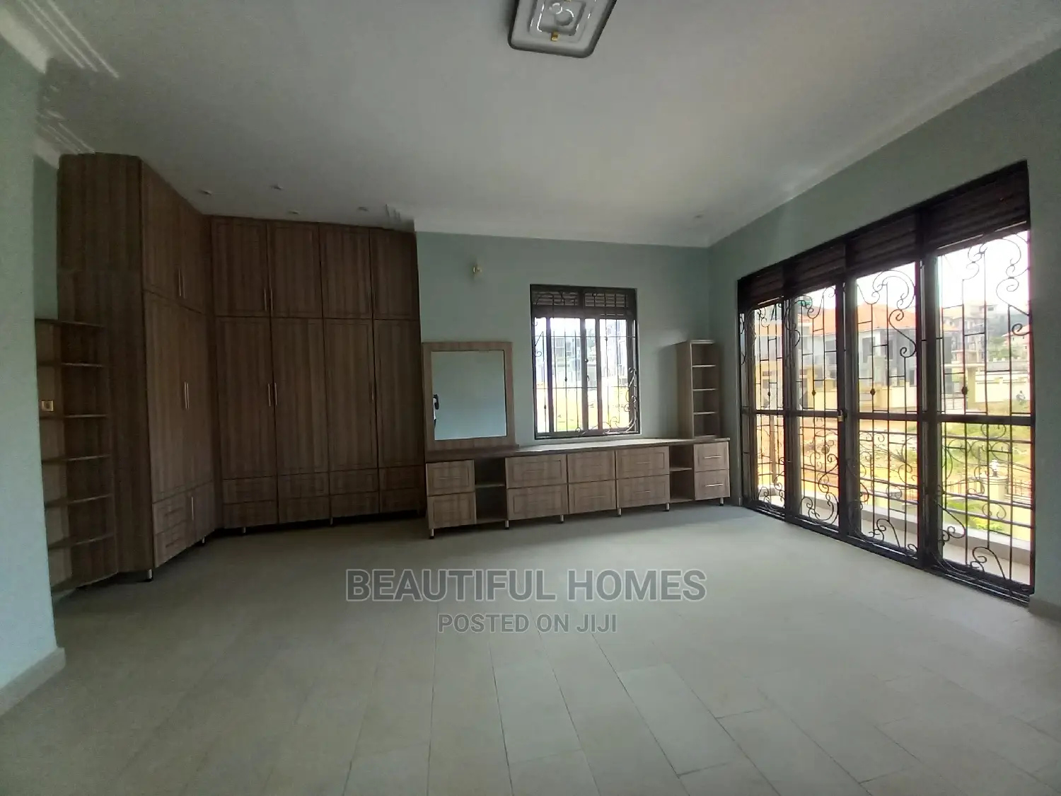 Furnished 5bdrm House in Kyanja Corporate, Nakawa for sale