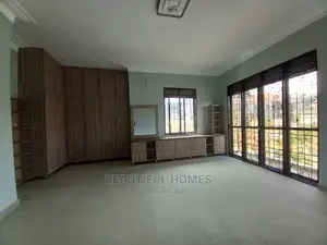 Furnished 5bdrm House in Kyanja Corporate, Nakawa for sale