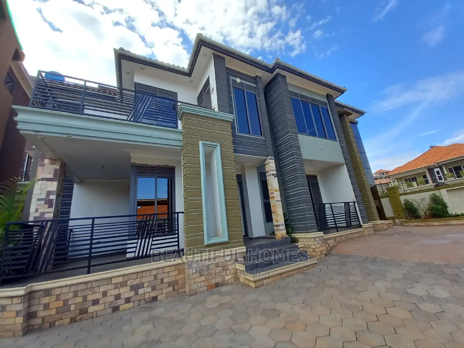 Furnished 5bdrm House in Kyanja Corporate, Nakawa for sale