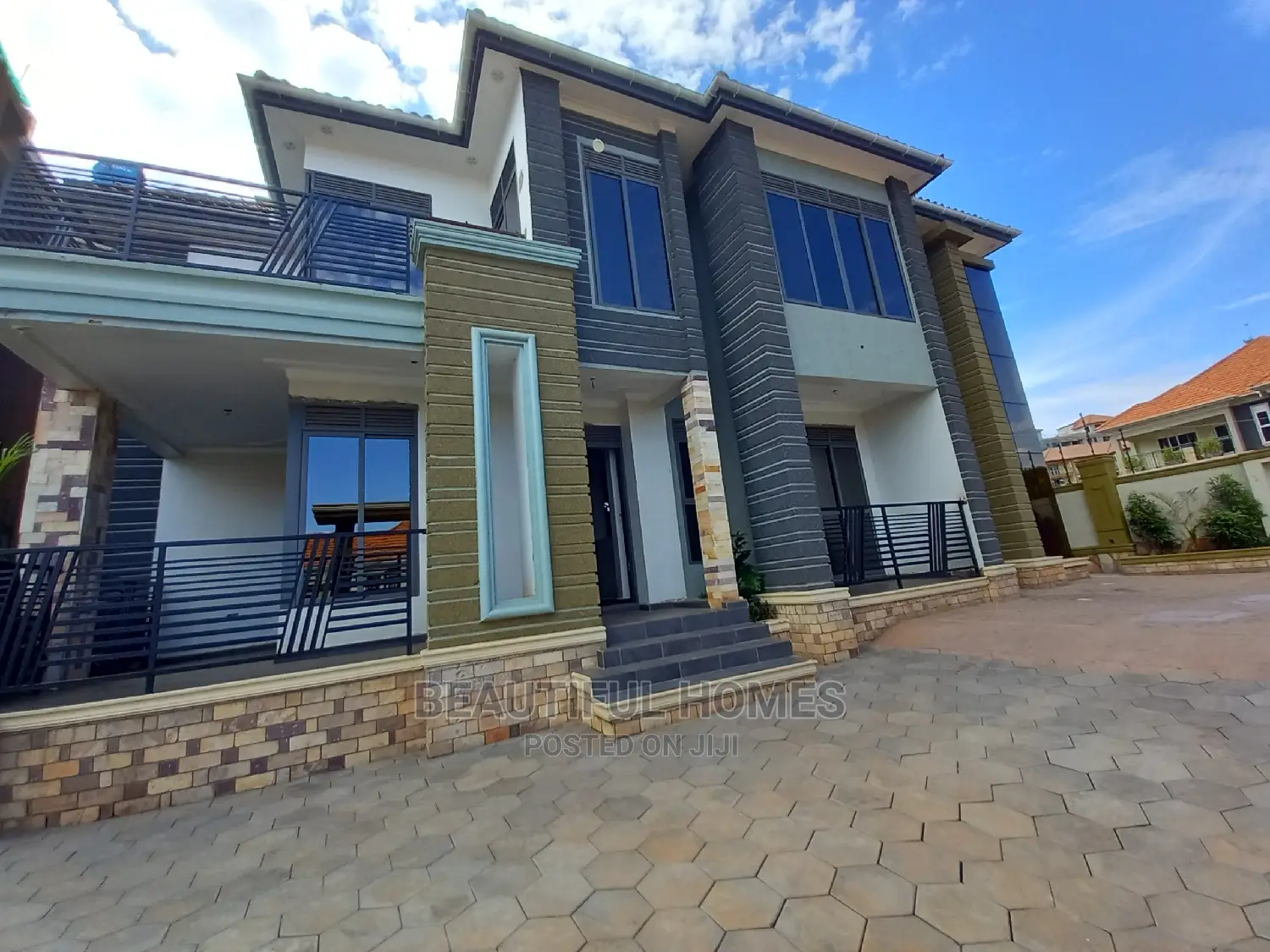Furnished 5bdrm Mansion in Kyanja Ministers, Nakawa for Sale